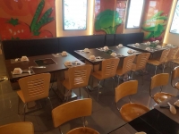 Bàn ghế nhà hàng thanh lý