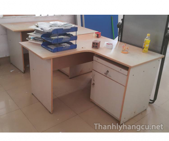 Bàn văn phòng thanh lý 